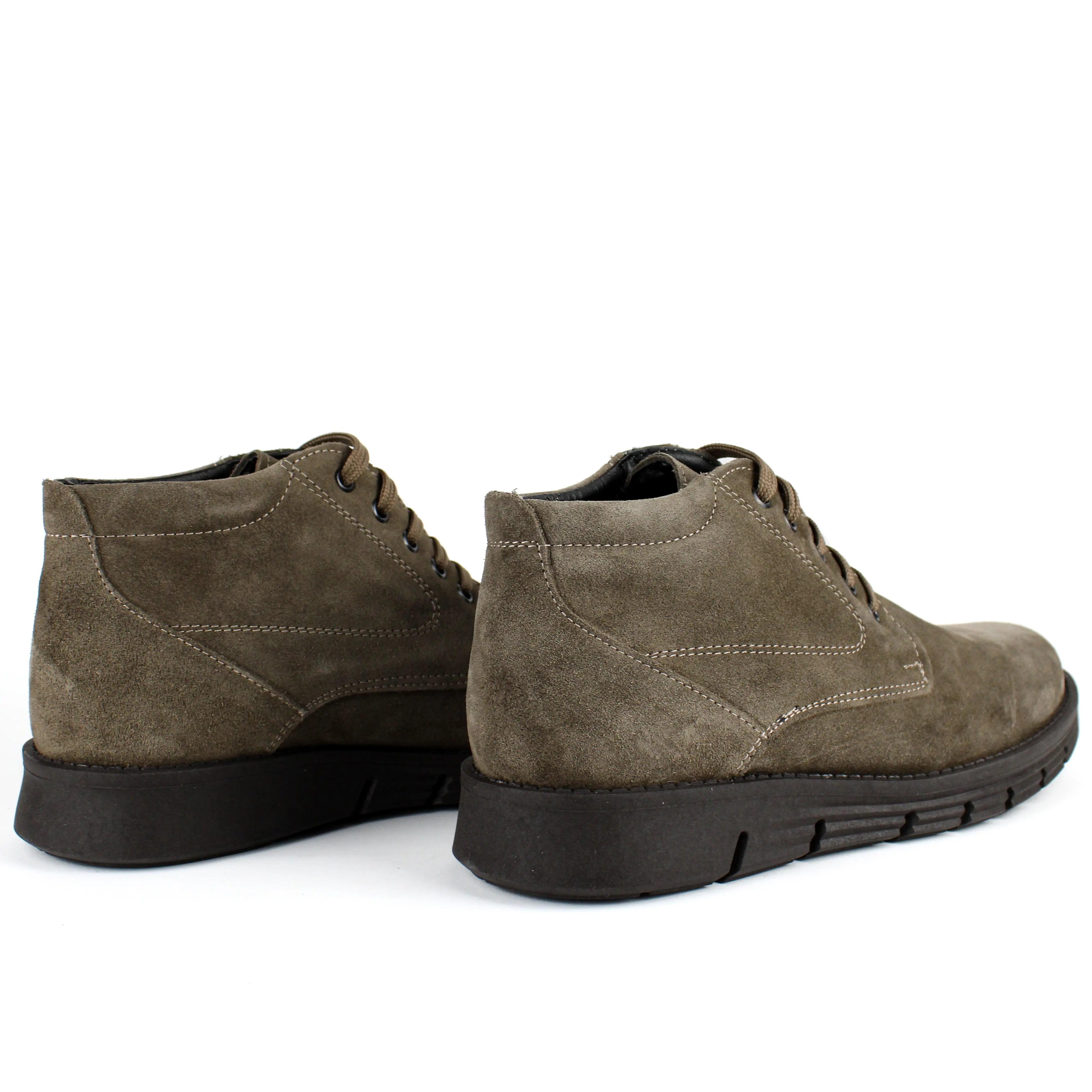 Botines Cesare de Ante Color Taupe