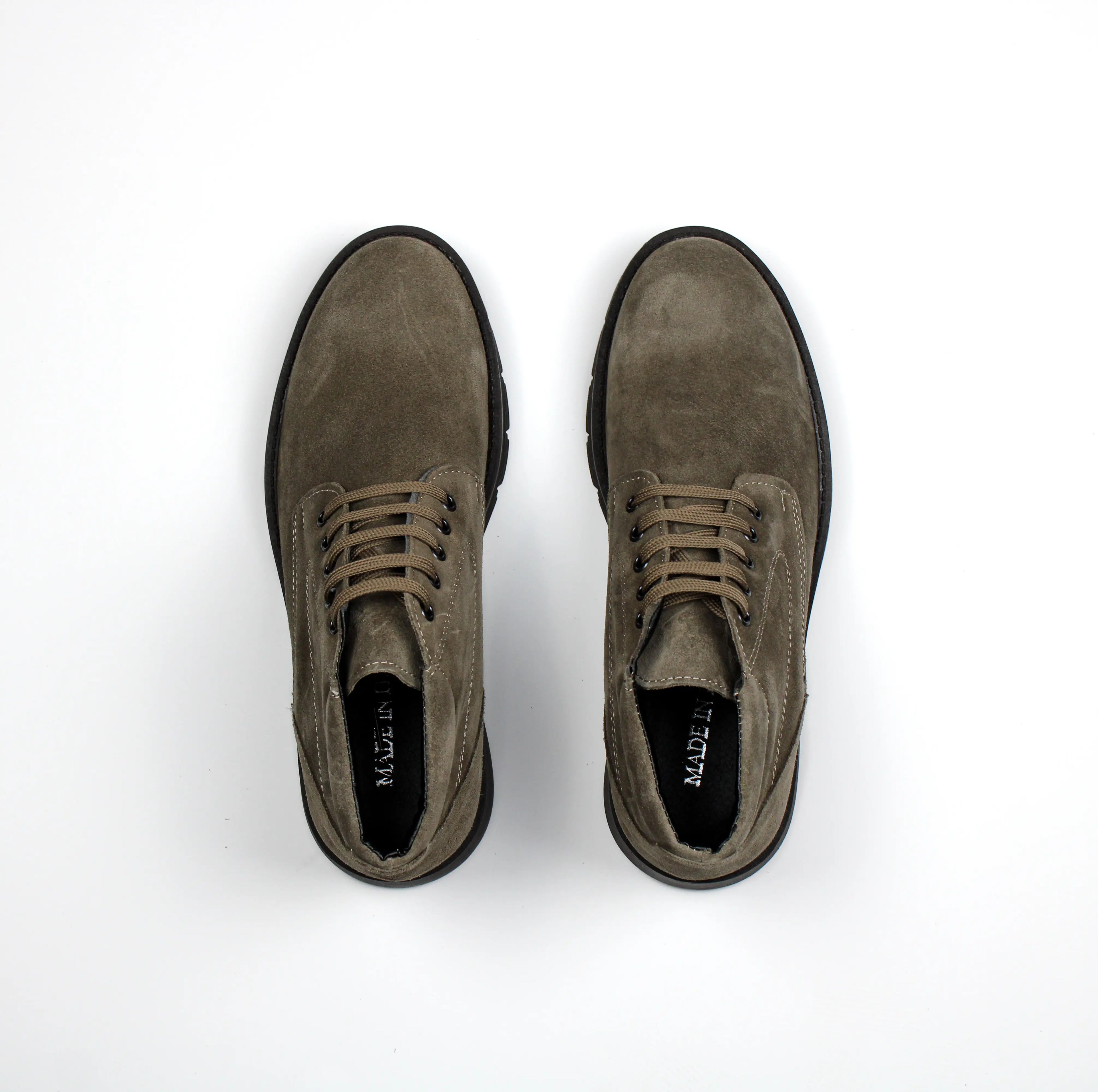 Botines Cesare de Ante Color Taupe
